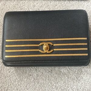 Chanel Caviar captains belt bum bag- w. belt, card, stickers on gold